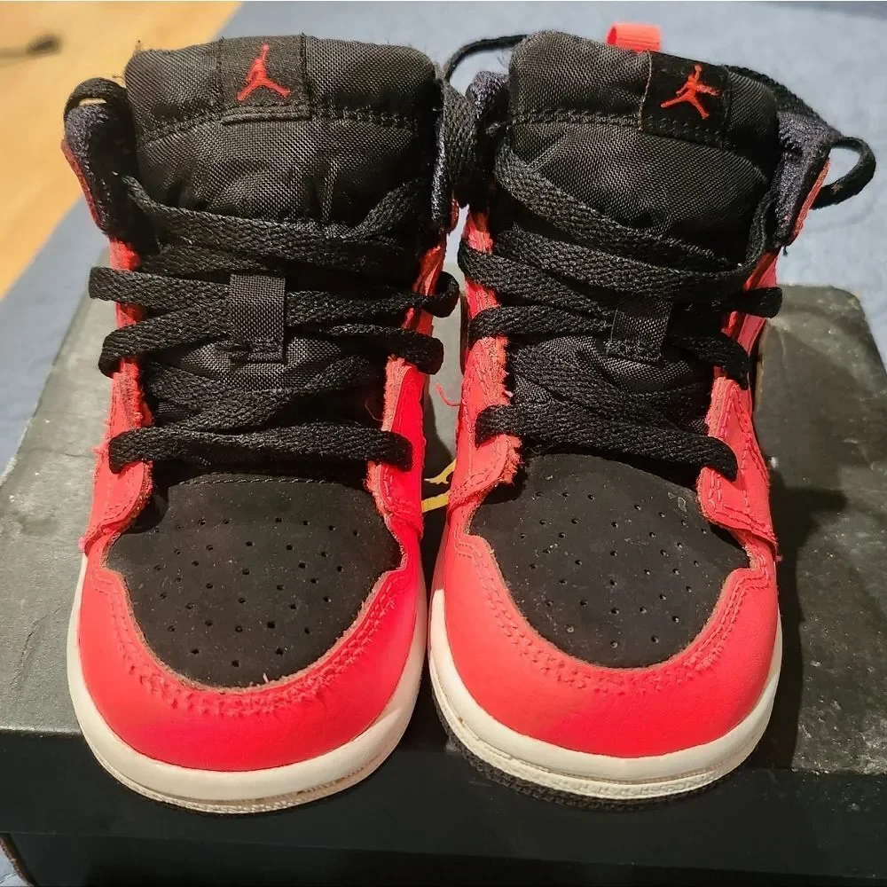 Jordan 1 Mid Black Infrared 23-white Kid Sneakers